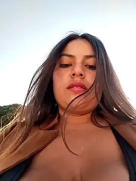 DULCE  26 online show from February 2025 01:05:02 PM