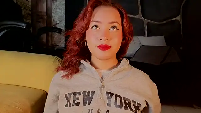 Snapshot of Estrella05_ chatting on October 2025 03:51:02 AM Estrella05 online show from October 2025 03:51:02 AM