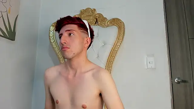 Un Slutty online show from December 2024 07:49:02 PM