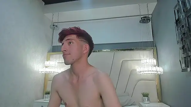 Un Slutty online show from December 2024 06:42:02 PM