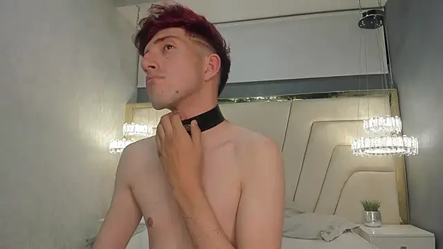 Un Slutty online show from December 2024 12:47:01 AM