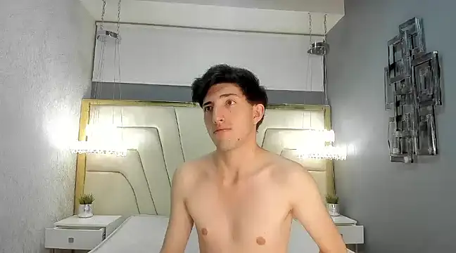 Un Slutty online show from February 2025 08:11:02 PM