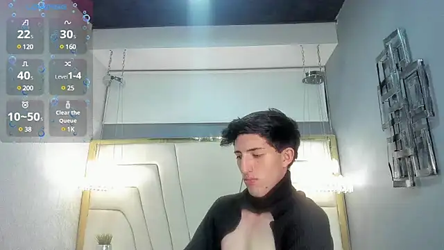Un Slutty online show from February 2025 10:39:02 PM