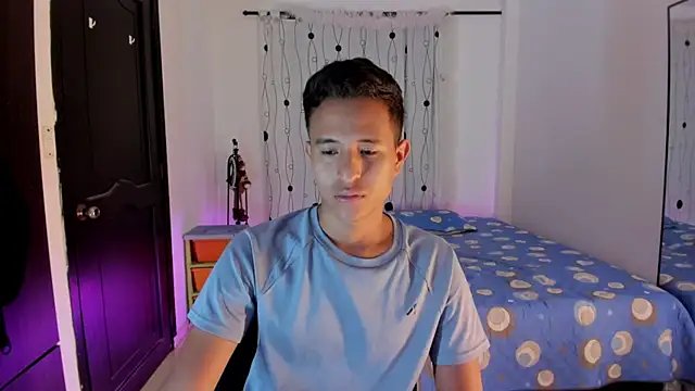 Snapshot of alessandro_wizard chatting on February 2025 11:45:01 PM alessandro wizard online show from February 2025 11:45:01 PM