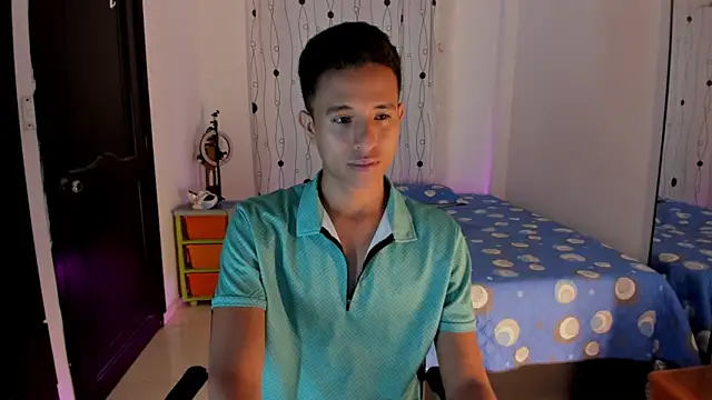 Snapshot of alessandro_wizard chatting on February 2025 09:54:01 PM alessandro wizard online show from February 2025 09:54:01 PM