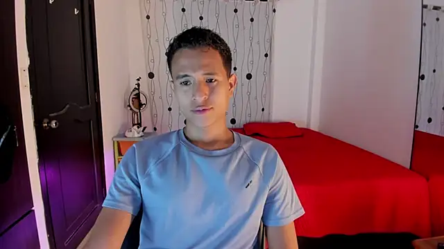 Snapshot of alessandro_wizard chatting on February 2025 01:53:02 AM alessandro wizard online show from February 2025 01:53:02 AM