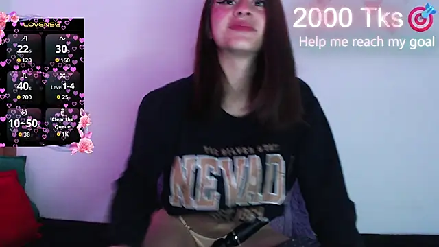 -Gwen- online show from October 2025 07:05:02 AM