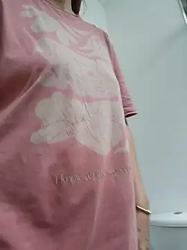 Lizzymontanaa online show from November 2025 06:53:01 PM