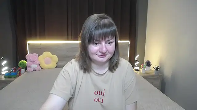 Snapshot of ZannaDreil chatting on October 2025 06:29:01 PM ZannaDreil online show from October 2025 06:29:01 PM