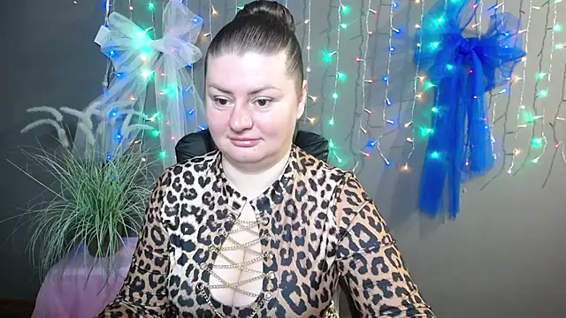 Snapshot of ZannaDreil chatting on November 2025 07:13:01 PM ZannaDreil online show from November 2025 07:13:01 PM