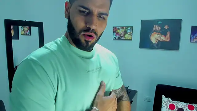 Snapshot of SamirHazard97 chatting on December 2024 02:31:02 AM SamirHazard97 online show from December 2024 02:31:02 AM