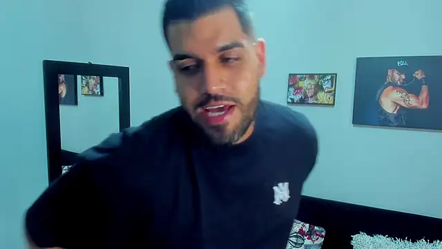 Snapshot of SamirHazard97 chatting on January 2025 02:17:01 AM SamirHazard97 online show from January 2025 02:17:01 AM