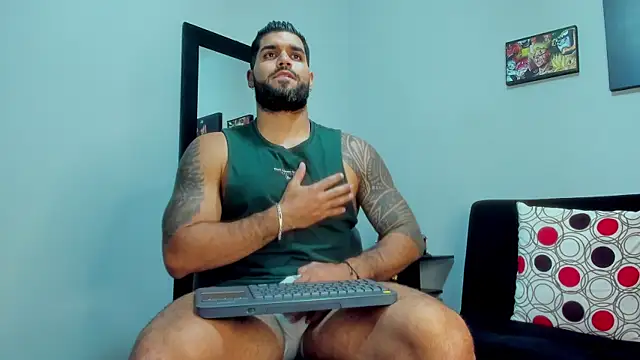 Snapshot of SamirHazard97 chatting on January 2025 10:30:02 PM SamirHazard97 online show from January 2025 10:30:02 PM