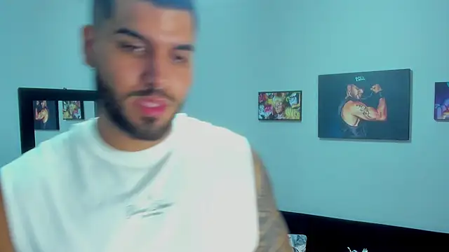 Snapshot of SamirHazard97 chatting on February 2025 01:09:02 AM SamirHazard97 online show from February 2025 01:09:02 AM