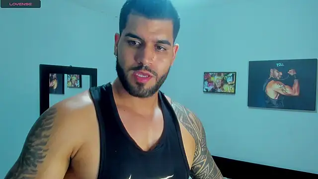 Snapshot of SamirHazard97 chatting on March 2025 03:22:02 AM SamirHazard97 online show from March 2025 03:22:02 AM