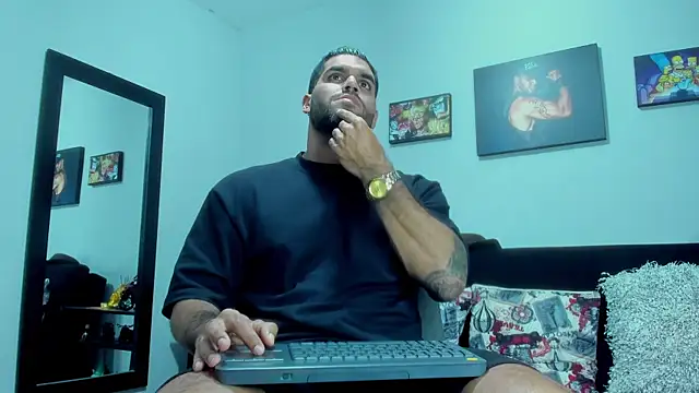 Snapshot of SamirHazard97 chatting on September 2025 08:52:02 PM SamirHazard97 online show from September 2025 08:52:02 PM