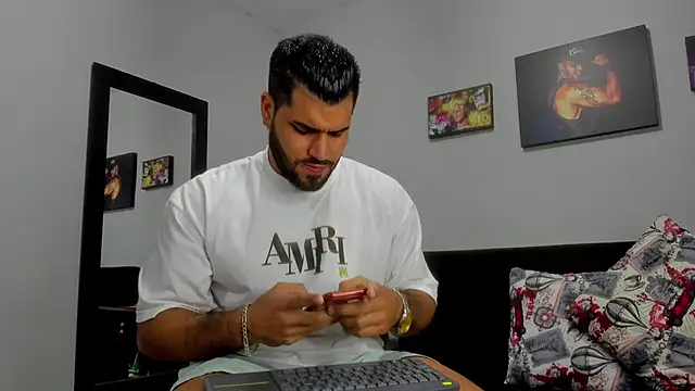 Snapshot of SamirHazard97 chatting on October 2025 07:25:02 PM SamirHazard97 online show from October 2025 07:25:02 PM