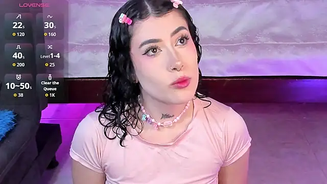 melody suarez online show from September 2025 10:24:02 PM