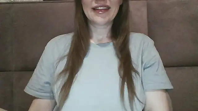 Snapshot of Sladkiegubki chatting on January 2025 09:58:01 PM Sladkiegubki online show from January 2025 09:58:01 PM