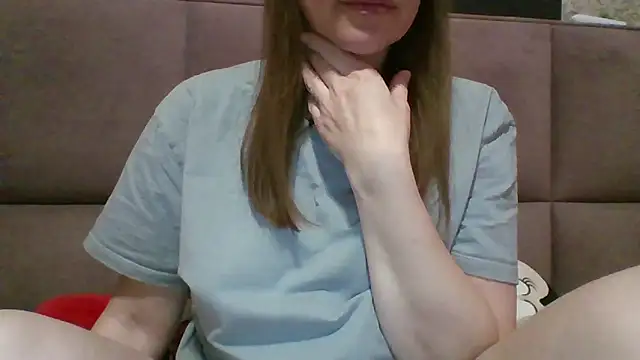 Snapshot of Sladkiegubki chatting on February 2025 08:11:02 AM Sladkiegubki online show from February 2025 08:11:02 AM