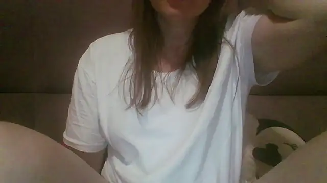 Snapshot of Sladkiegubki chatting on February 2025 09:14:01 PM Sladkiegubki online show from February 2025 09:14:01 PM