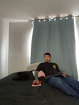 anika lowen02 online show from October 2025 04:20:02 PM