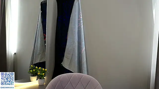 EvelyynLopez online show from January 2025 06:39:01 AM