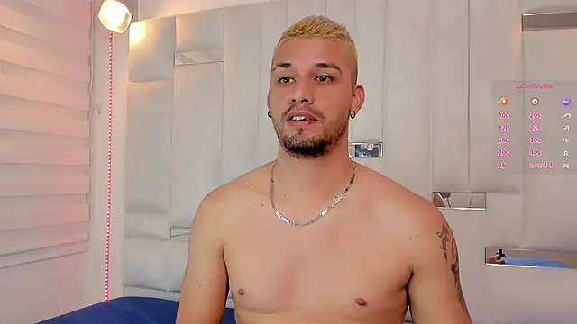 Jacoob19  online show from December 2024 07:12:02 PM