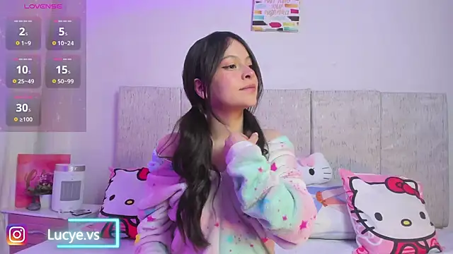 LucyEvans  online show from October 2025 03:37:02 AM