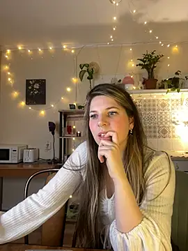 Annie aww online show from March 2025 11:18:02 PM