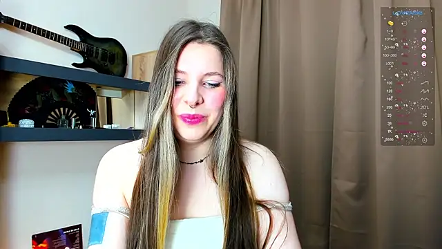 Annie aww online show from December 2025 06:04:02 PM