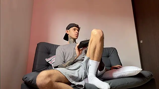 Saturno v online show from March 2025 08:10:01 AM