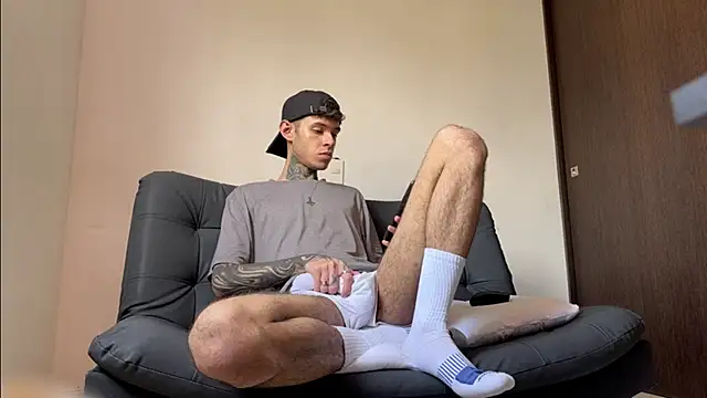 Saturno v online show from March 2025 11:50:02 AM