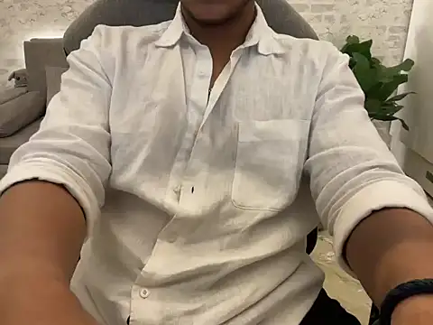 Snapshot of hornyyyy_guyyyy chatting on October 2025 08:10:01 PM hornyyyy guyyyy online show from October 2025 08:10:01 PM