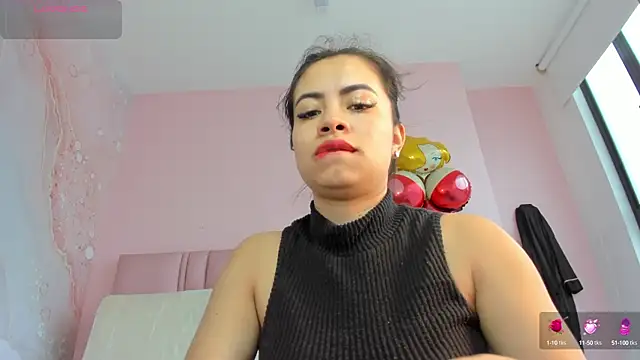 soyzarahtorres online show from September 2025 05:29:02 PM