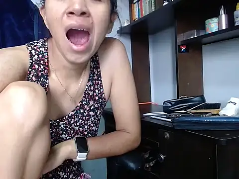 Erotic latina online show from November 2025 12:06:01 PM