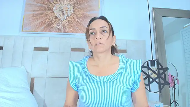 Hottest Mature  online show from October 2025 03:06:02 AM