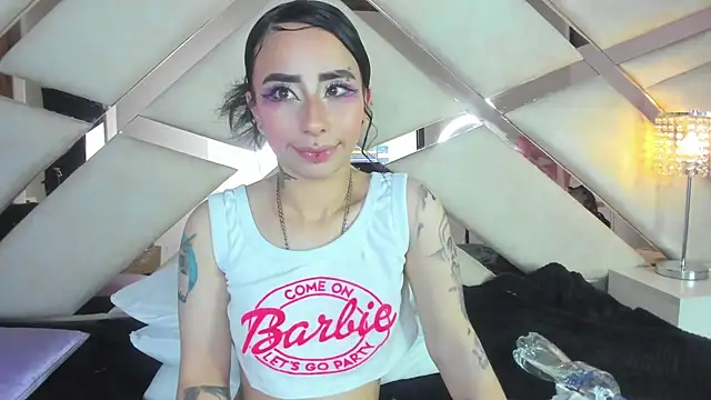 Snapshot of hanna__azumi chatting on January 2025 09:49:02 AM hanna azumi online show from January 2025 09:49:02 AM