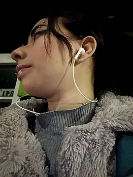 Snapshot of hanna__azumi chatting on February 2025 10:17:02 AM hanna azumi online show from February 2025 10:17:02 AM