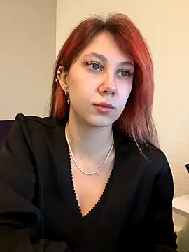 ChloesTem online show from September 2025 09:10:02 AM