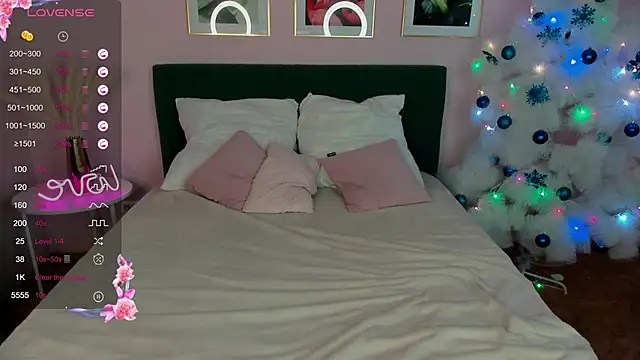 TiffanyWills online show from December 2024 06:09:02 AM