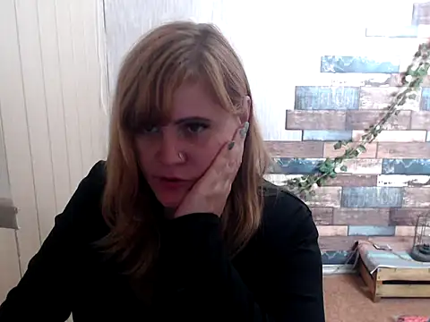 DaniellaKiss online show from October 2025 08:39:01 PM