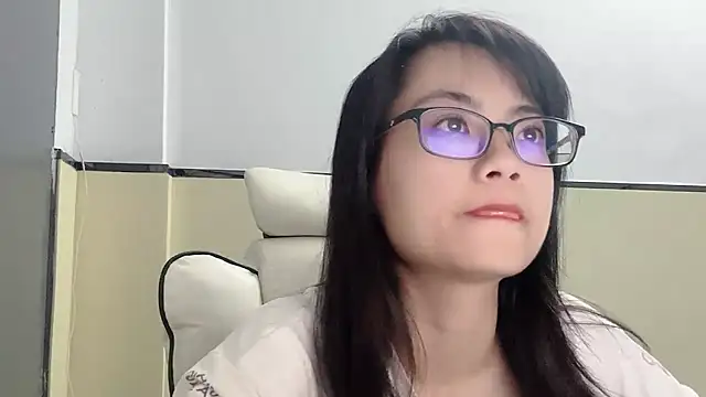 Snapshot of Honey-cici chatting on March 2025 08:20:02 AM Honey-cici online show from March 2025 08:20:02 AM