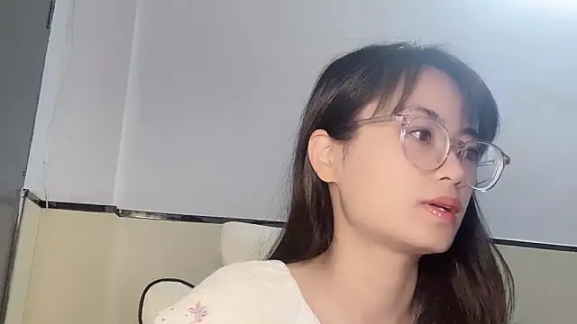 Snapshot of Honey-cici chatting on March 2025 08:48:01 AM Honey-cici online show from March 2025 08:48:01 AM