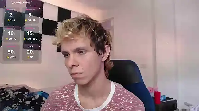 bryamado69 online show from December 2024 07:51:01 PM