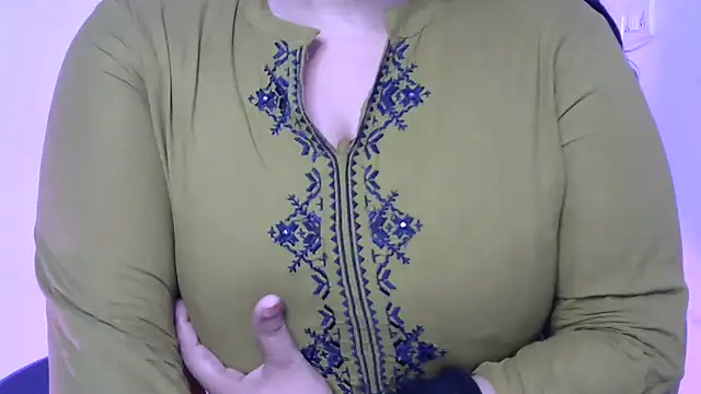 Cute-Ayesha online show from September 2025 08:08:01 AM