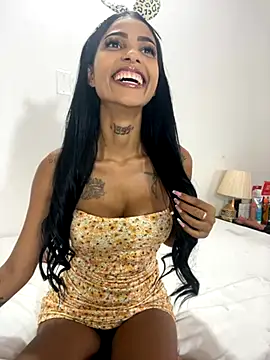 Antonellasmith00 online show from October 2025 12:50:01 PM