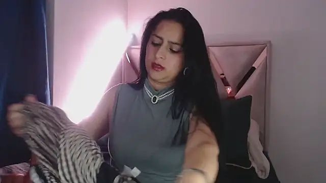 Snapshot of Andrea_Sexx_ chatting on December 2024 04:14:01 AM Andrea Sexx online show from December 2024 04:14:01 AM