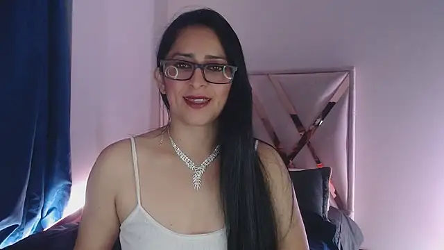Snapshot of Andrea_Sexx_ chatting on February 2025 04:42:01 AM Andrea Sexx online show from February 2025 04:42:01 AM