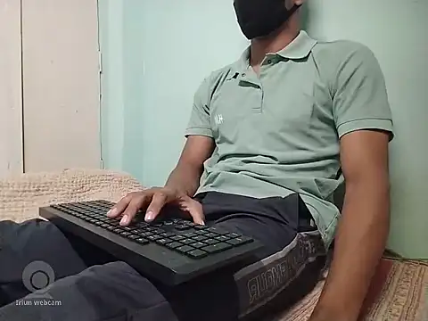 Snapshot of vicky0805 chatting on December 2024 08:53:02 AM vicky0805 online show from December 2024 08:53:02 AM